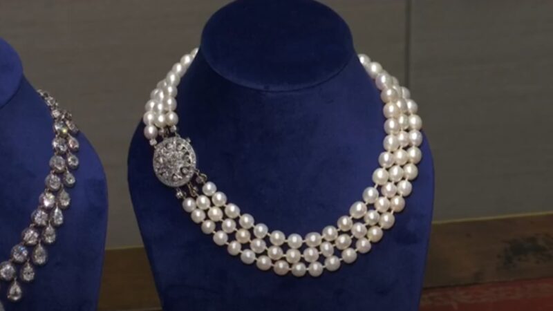 Marie Antoinette’s Three-Strand Natural Pearl and Diamond Necklace